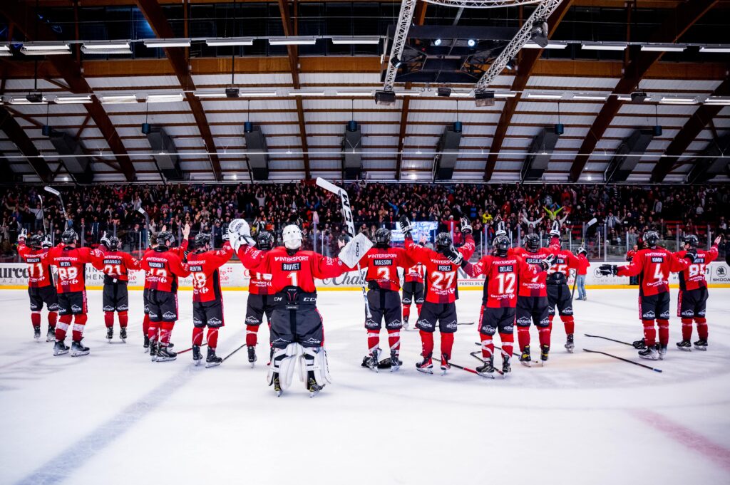 Hockey, club Morzine Avoriaz, les pingouins, sport, actualité hockey club, Haute-Savoie, Savoir Mont-Blanc.